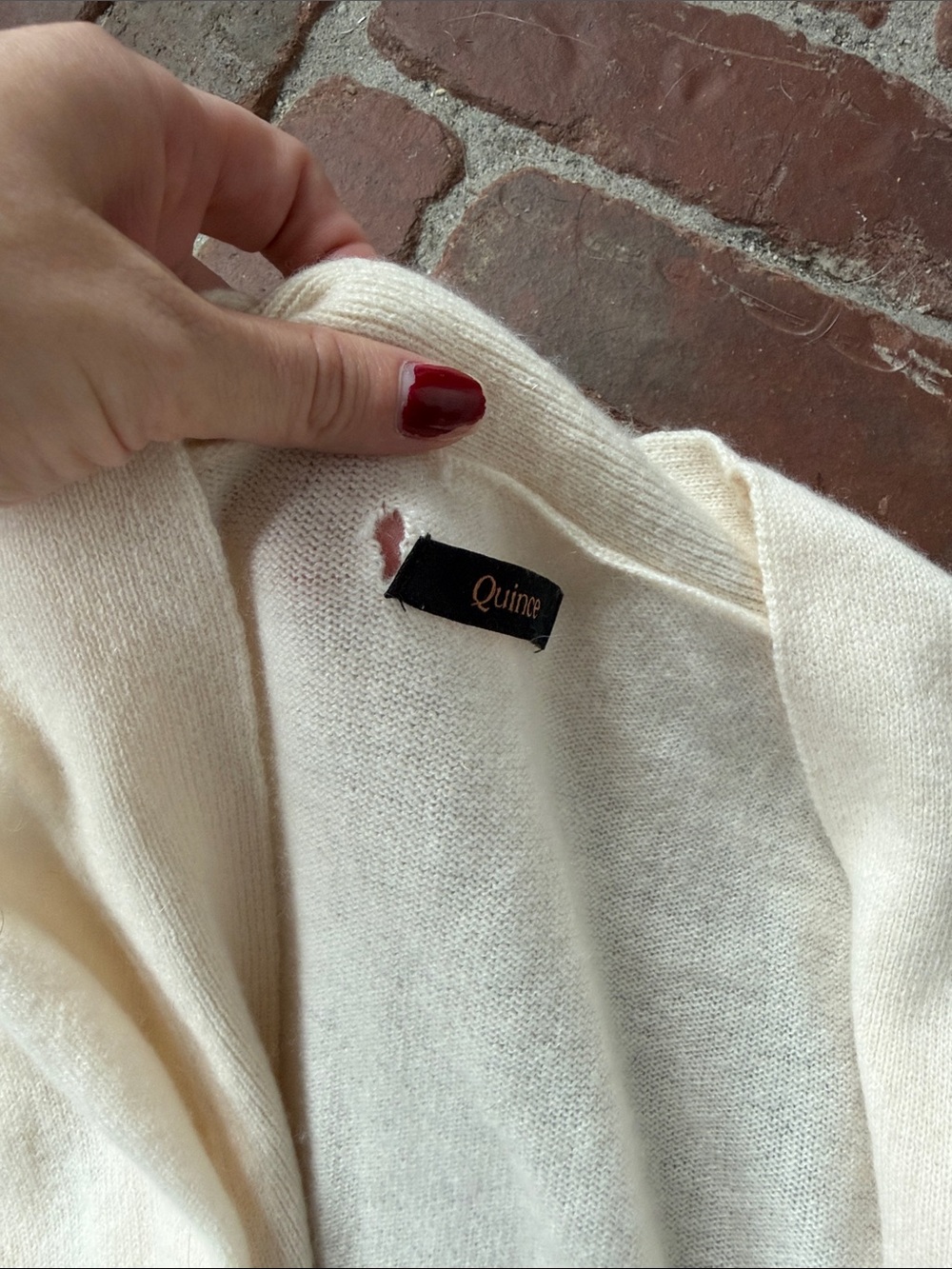 Quince Cashmere Robe - Picture 4 of 6